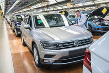 volkswagen-tiguan-fabrica-wolfsburgo-02.jpg