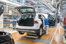volkswagen-tiguan-fabrica-wolfsburgo-13.jpg