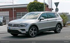 VW-Tiguan-LWB-4.jpg