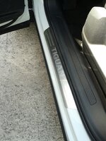 9-20160813_Moldura puerta delantera Tiguan.jpg