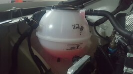 Foto deposito Refrigerante Tiguan.jpg