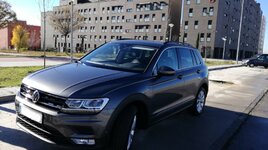 CAR1.jpg CAR1.jpg