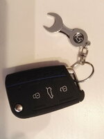 Llave Tiguan trasera.jpg