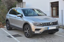Tiguan 2.0 180 DSG Sport 4motion.jpeg