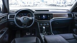 2018-volkswagen-atlas-r-line-revealed_12.jpg