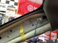piilar con el cable pasado..JPG