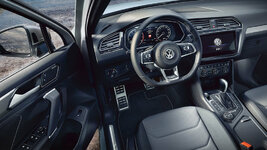 tiguan_allspace_r-line_interior.jpg