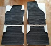 alfombras goma tiguan mk1.jpg alfombras goma tiguan mk1.jpg