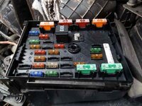 Caja de Fusibles Tiguan.jpg