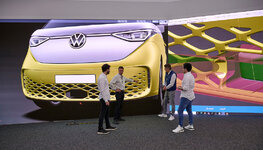 id_buzz_03.jpg id_buzz_03.jpg