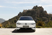 vw_id7_01.jpg